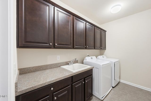 377 S Farnleigh Drive, Chapel Hill, NC 27517