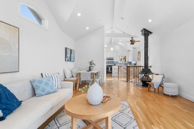 121 Anchorage Avenue, Santa Cruz, CA 95062