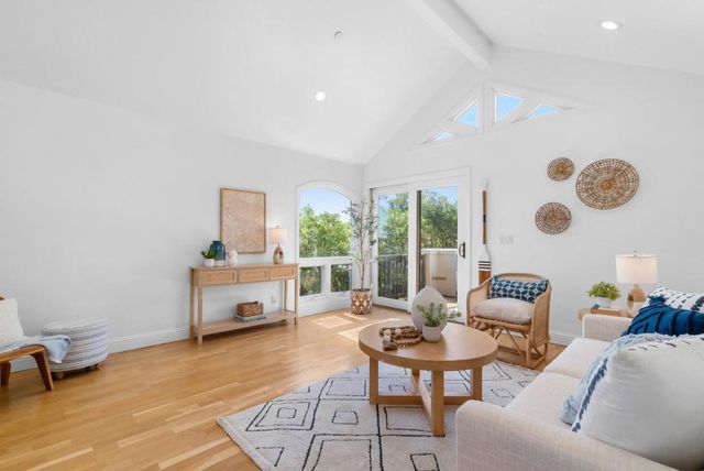 121 Anchorage Avenue, Santa Cruz, CA 95062