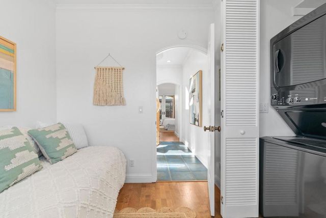 121 Anchorage Avenue, Santa Cruz, CA 95062