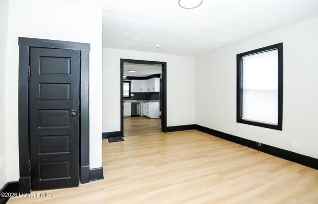 1446 Camden Ave, Louisville, KY 40215