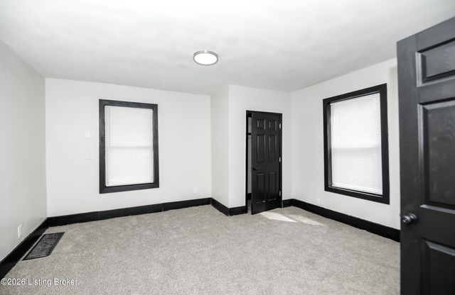 1446 Camden Ave, Louisville, KY 40215