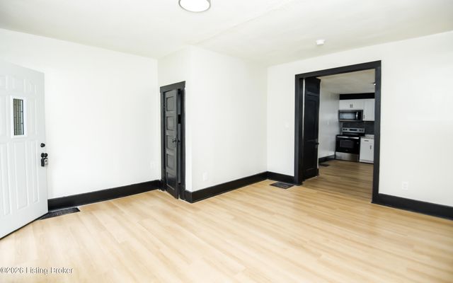 1446 Camden Ave, Louisville, KY 40215