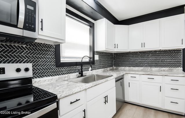 1446 Camden Ave, Louisville, KY 40215