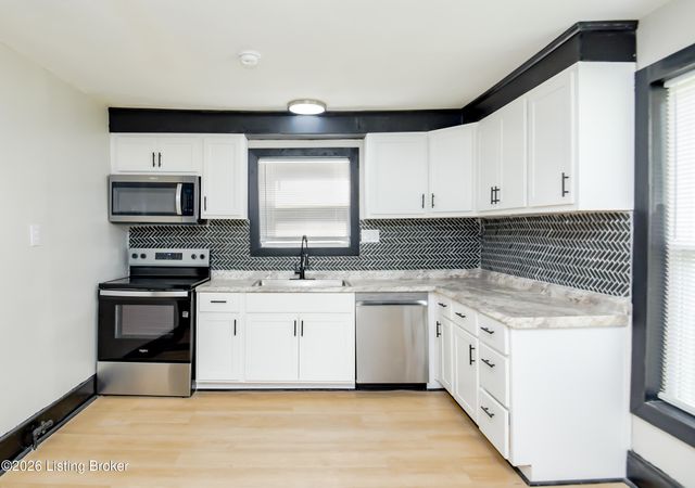 1446 Camden Ave, Louisville, KY 40215