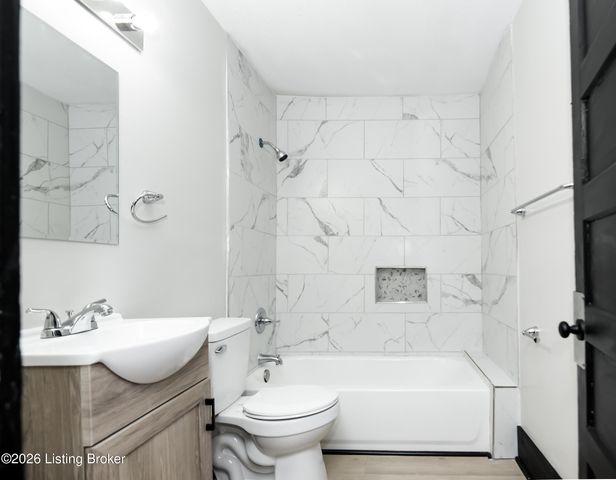 1446 Camden Ave, Louisville, KY 40215