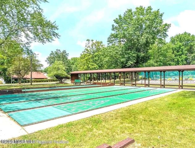 175 Amberly Drive A, Manalapan, NJ 07726