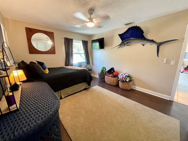 415 Beacon Street, Tequesta, FL 33469