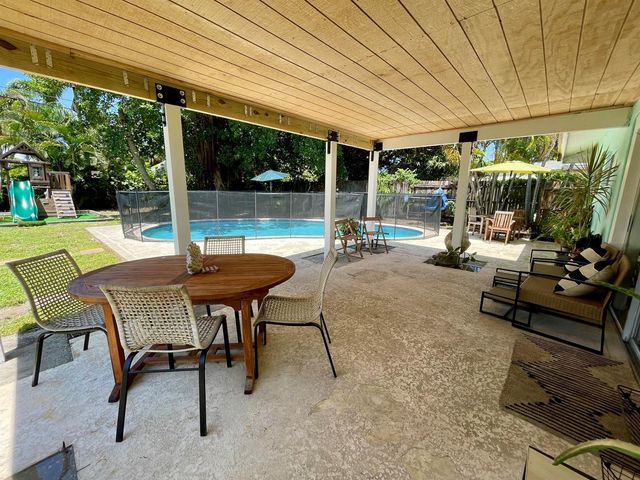 415 Beacon Street, Tequesta, FL 33469