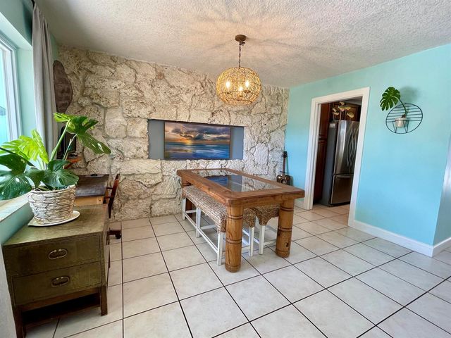 415 Beacon Street, Tequesta, FL 33469