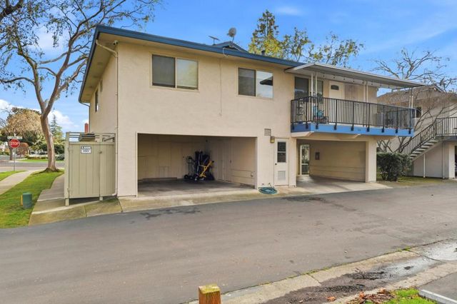 383 E Latimer Avenue 2, Campbell, CA 95008