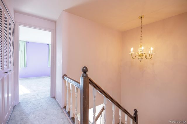 28452 Universal Drive, Warren, MI 48092