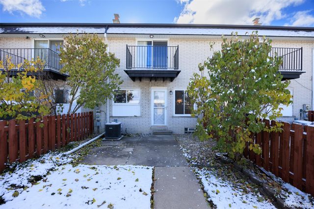 28452 Universal Drive, Warren, MI 48092