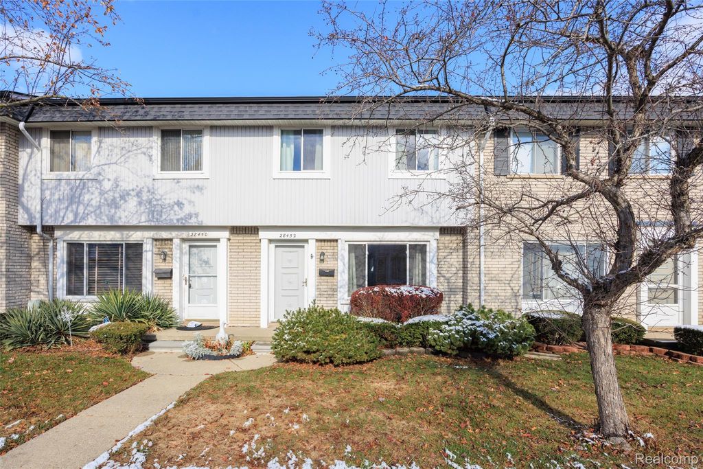 28452 Universal Drive, Warren, MI 48092