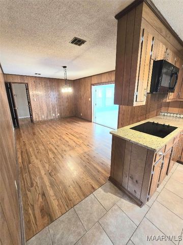 310 Barrett Road, Selma, AL 36701