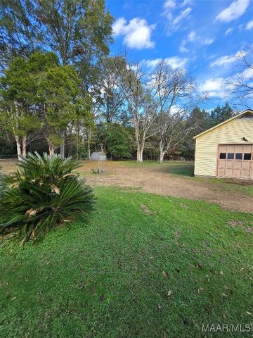 310 Barrett Road, Selma, AL 36701
