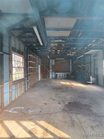 310 Barrett Road, Selma, AL 36701