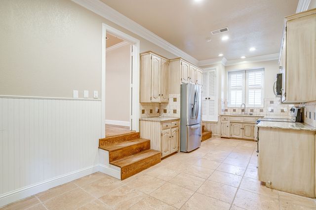 4801 Willow Run Court, Fort Worth, TX 76132