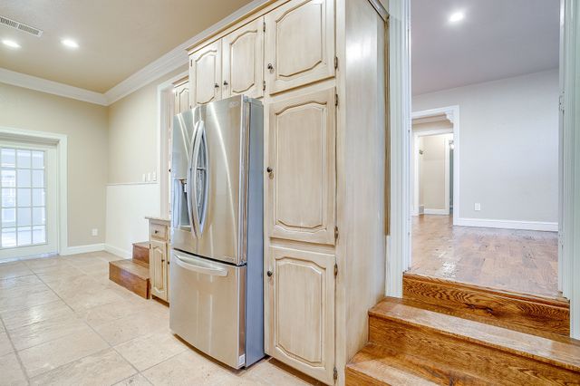 4801 Willow Run Court, Fort Worth, TX 76132