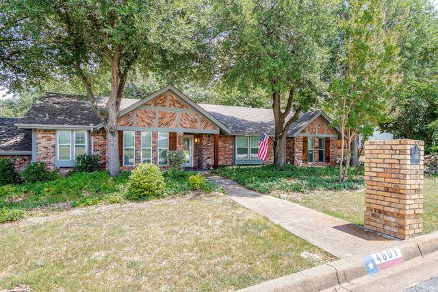 4801 Willow Run Court, Fort Worth, TX 76132
