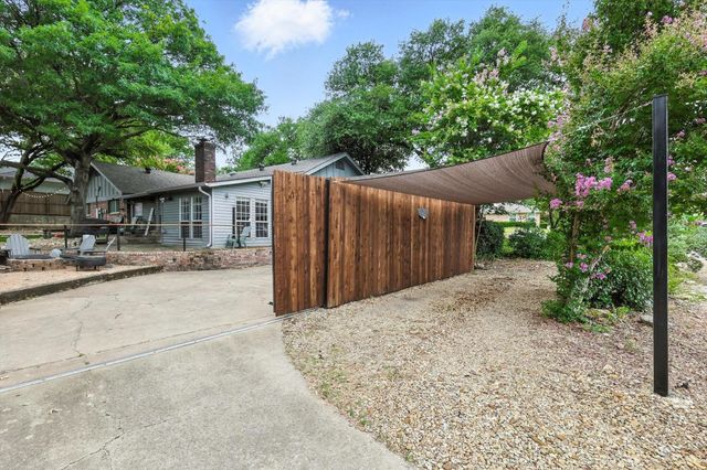 4801 Willow Run Court, Fort Worth, TX 76132