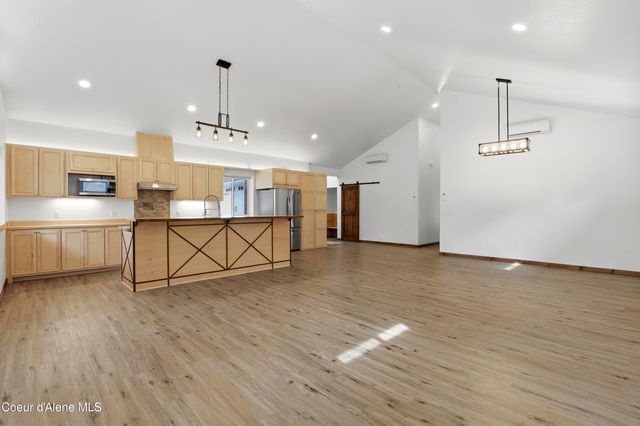 253 Hanaford RD, Blanchard, ID 83804