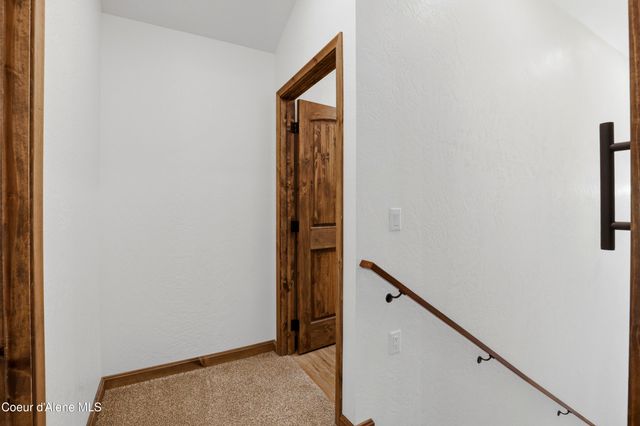 253 Hanaford RD, Blanchard, ID 83804