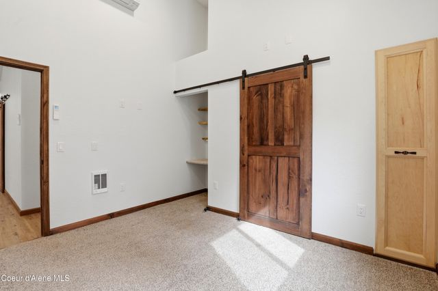 253 Hanaford RD, Blanchard, ID 83804