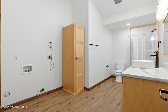 253 Hanaford RD, Blanchard, ID 83804