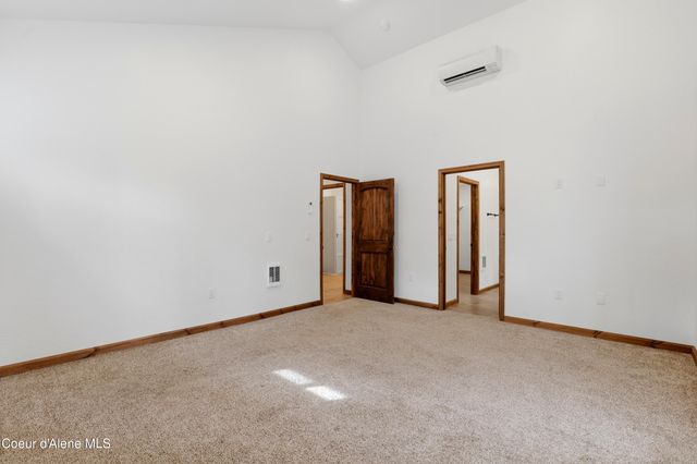 253 Hanaford RD, Blanchard, ID 83804