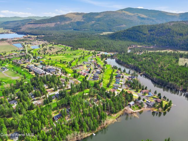 253 Hanaford RD, Blanchard, ID 83804