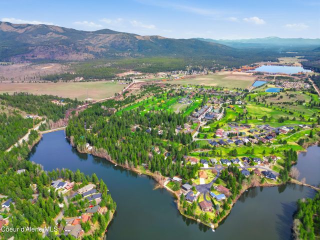 253 Hanaford RD, Blanchard, ID 83804