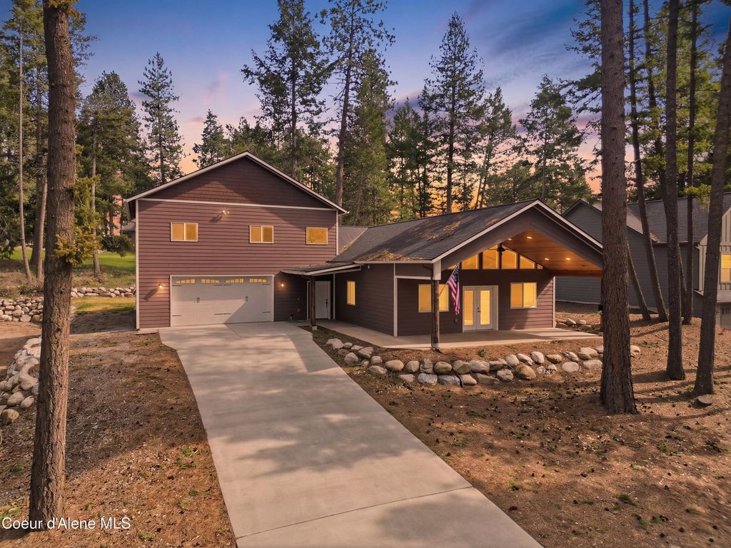 253 Hanaford RD, Blanchard, ID 83804