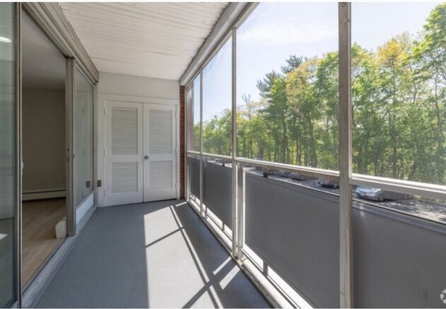 7 Stonehill 5J, Stoneham, MA 02180