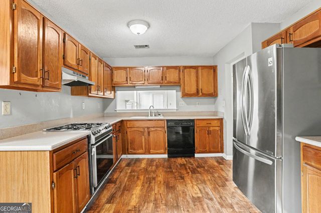 3225 Salem Cove Way SE, Conyers, GA 30013