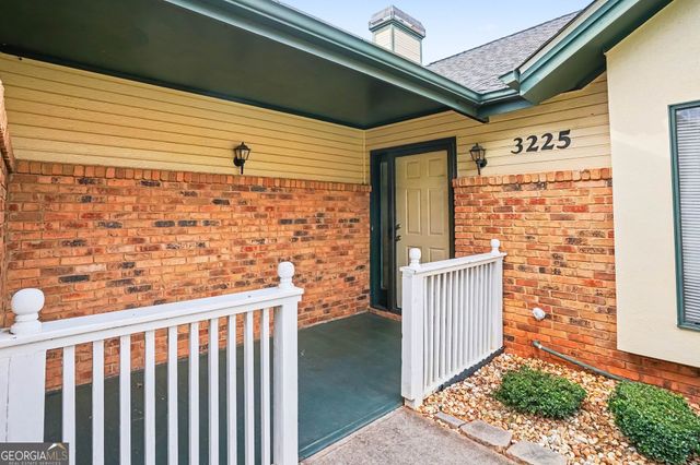 3225 Salem Cove Way SE, Conyers, GA 30013