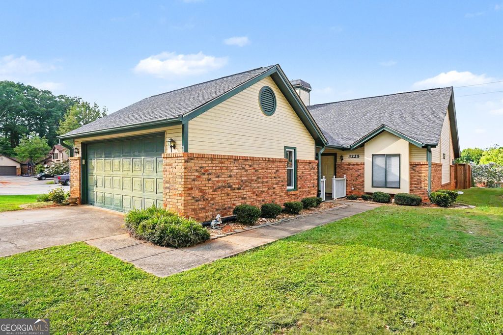 3225 Salem Cove Way SE, Conyers, GA 30013