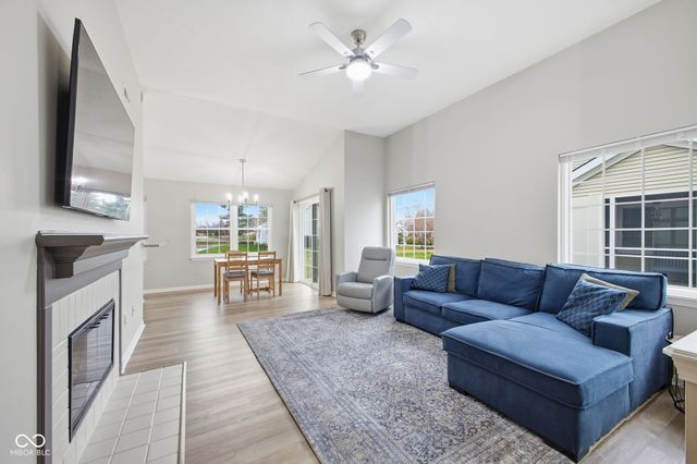 8967 Kiser Point, Indianapolis, IN 46256