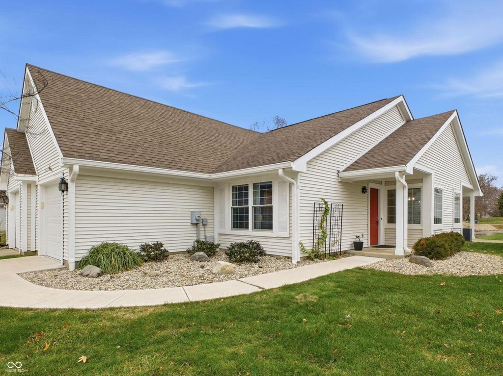8967 Kiser Point, Indianapolis, IN 46256