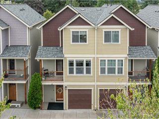 2710 Se 141ST Ave 10, Portland, OR 97236