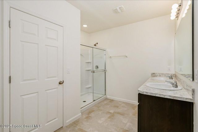 155 Sutherland Drive SW, Palm Bay, FL 32908