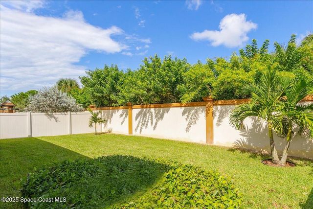 155 Sutherland Drive SW, Palm Bay, FL 32908