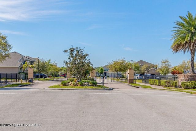 155 Sutherland Drive SW, Palm Bay, FL 32908