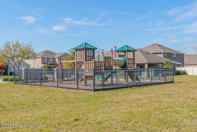 155 Sutherland Drive SW, Palm Bay, FL 32908