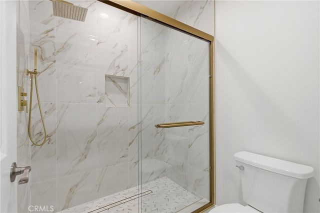 10012 Plainview Avenue, Tujunga, CA 91042