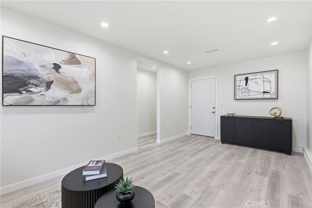 10012 Plainview Avenue, Tujunga, CA 91042