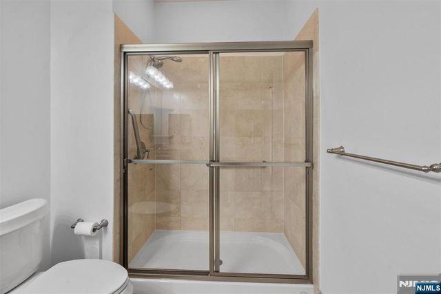 7400 River Road 438, North Bergen, NJ 07047