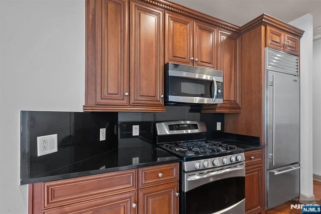 7400 River Road 438, North Bergen, NJ 07047