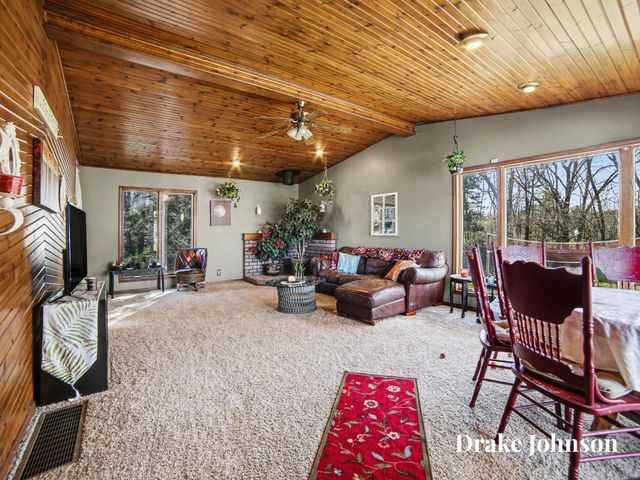 2475 Holton Road, Muskegon, MI 49445