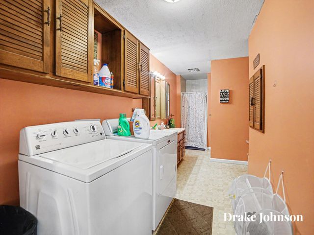 2475 Holton Road, Muskegon, MI 49445